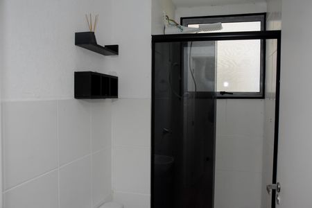 Banheiro de apartamento para alugar com 2 quartos, 41m² em Parque Marechal Rondon, Cachoeirinha