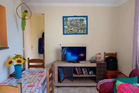 Sala de apartamento à venda com 2 quartos, 49m² em Conjunto Promorar Raposo Tavares, Osasco