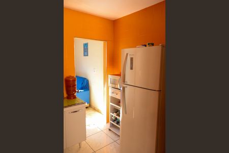 Cozinha de apartamento à venda com 2 quartos, 49m² em Conjunto Promorar Raposo Tavares, Osasco