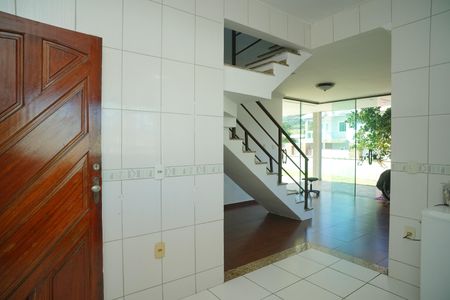 Cozinha de casa de condomínio para alugar com 4 quartos, 251m² em Inoã, Maricá