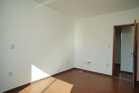 Casa de condomínio para alugar com 251m², 4 quartos e 2 vagas Casa de condomínio para alugar com 251m², 4 quartos e 2 vagasQuarto 4
