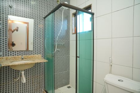 Casa de condomínio para alugar com 251m², 4 quartos e 2 vagas Casa de condomínio para alugar com 251m², 4 quartos e 2 vagasBanheiro Social 2