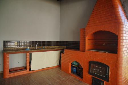 Casa de condomínio para alugar com 251m², 4 quartos e 2 vagas Casa de condomínio para alugar com 251m², 4 quartos e 2 vagasChurrasqueira