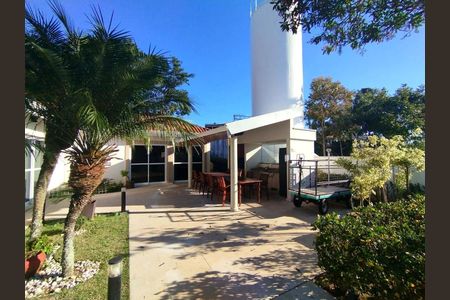 Casa à venda com 100m², 3 quartos e 2 vagas