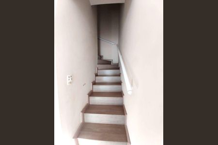 Casa à venda com 100m², 3 quartos e 2 vagas