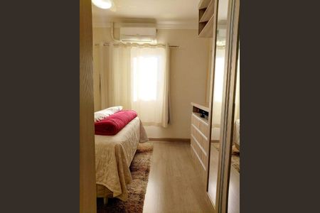 Casa à venda com 100m², 3 quartos e 2 vagas