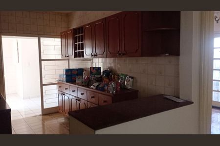 Casa para alugar com 110m², 2 quartos e sem vaga