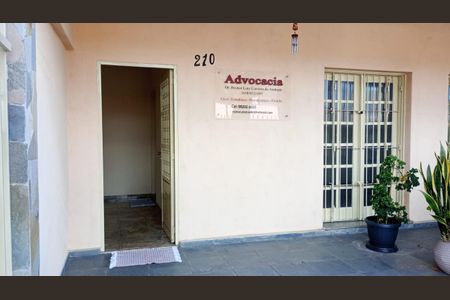 Casa para alugar com 110m², 2 quartos e sem vaga