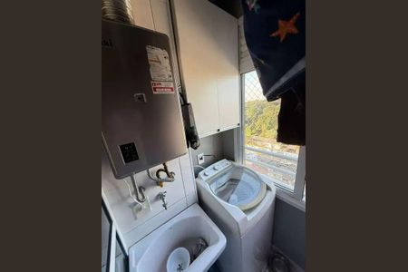 Apartamento à venda com 2 quartos, 58m² em Quitaúna, Osasco
