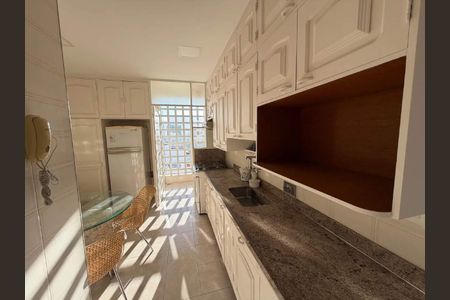 Apartamento à venda com 52m², 1 quarto e 1 vaga