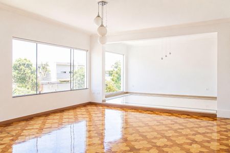 Casa à venda com 7 quartos, 365m² em Jardim Sao Caetano, São Caetano do Sul