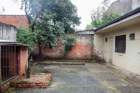 Área Fundos de casa para alugar com 2 quartos, 180m² em Vila Princesa Izabel, Cachoeirinha