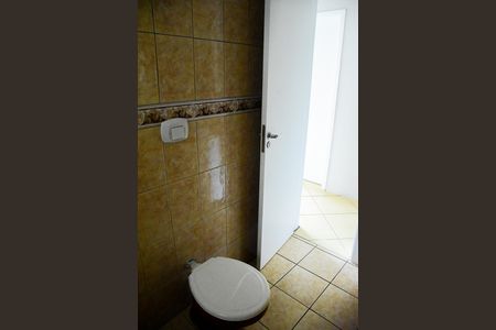 Casa para alugar com 180m², 2 quartos e 3 vagas Casa para alugar com 180m², 2 quartos e 3 vagasBanheiro 1