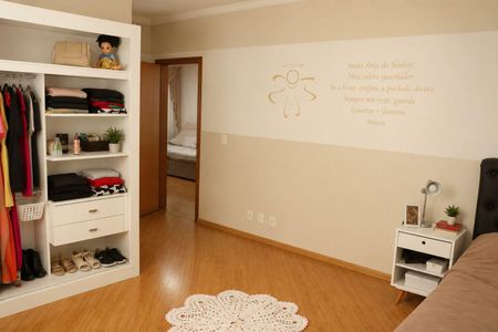Casa à venda com 423m², 3 quartos e 6 vagas