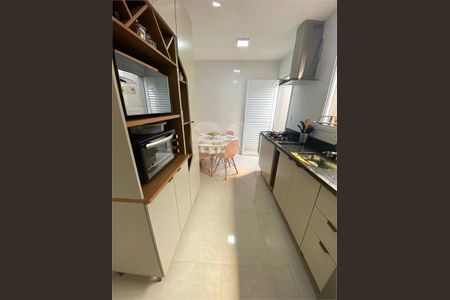 Casa à venda com 65m², 2 quartos e 2 vagas