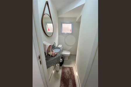 Casa à venda com 65m², 2 quartos e 2 vagas