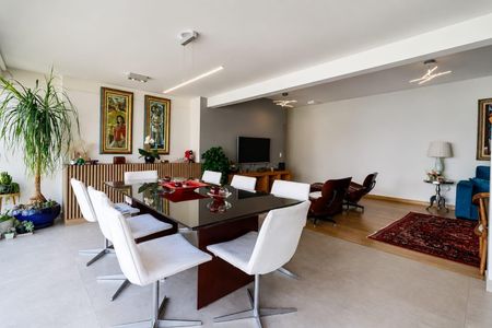Apartamento à venda com 106m², 2 quartos e 2 vagas