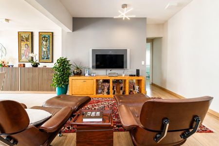 Apartamento à venda com 106m², 2 quartos e 2 vagas