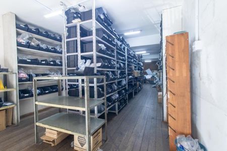 QUarto de apartamento à venda com 1 quarto, 120m² em Fazendinha, Curitiba