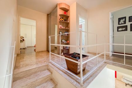 Escada de casa à venda com 3 quartos, 200m² em Paraíso, São Paulo