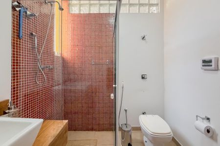 Banheiro Corredor de casa à venda com 3 quartos, 200m² em Paraíso, São Paulo