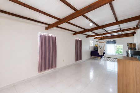 Casa à venda com 280m², 3 quartos e 4 vagas