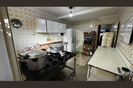 Casa à venda com 4 quartos, 124m² em Vila Sao Paulo, São Paulo