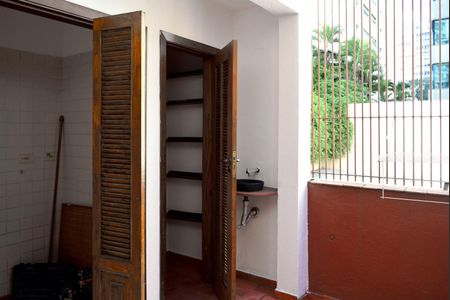 Quintal de casa para alugar com 2 quartos, 98m² em Jardim Paulista, São Paulo