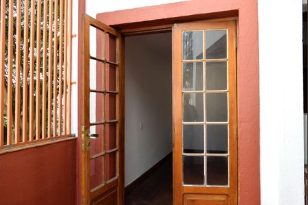 Quintal de casa para alugar com 2 quartos, 98m² em Jardim Paulista, São Paulo