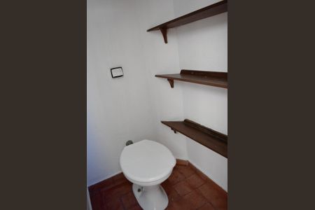 Casa para alugar com 98m², 2 quartos e 1 vagaÁrea de Serviço