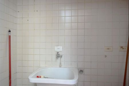 Casa para alugar com 98m², 2 quartos e 1 vagaÁrea de Serviço