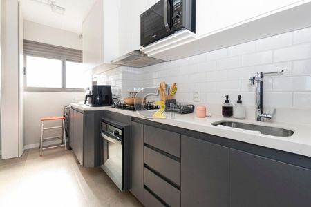 Apartamento à venda com 2 quartos, 68m² em Vila Ipojuca, São Paulo