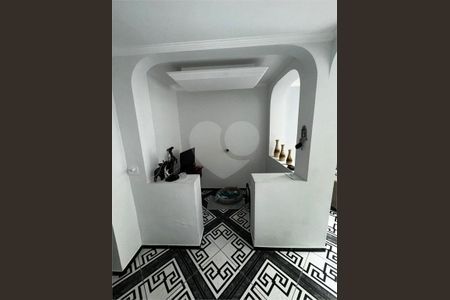 Casa à venda com 4 quartos, 197m² em Vila Vianelo, Jundiaí