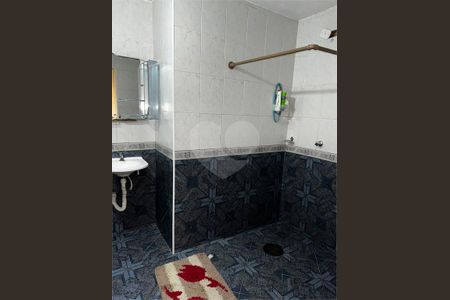 Casa à venda com 197m², 4 quartos e 1 vaga