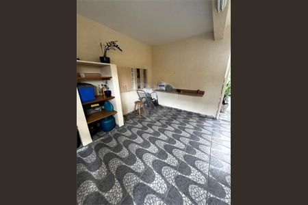 Casa à venda com 4 quartos, 197m² em Vila Vianelo, Jundiaí