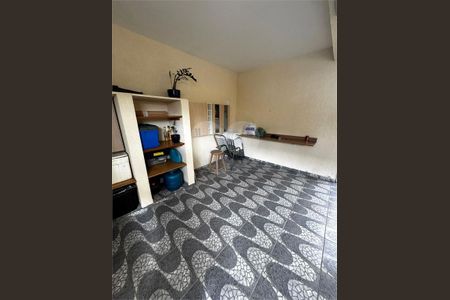 Casa à venda com 197m², 4 quartos e 1 vaga