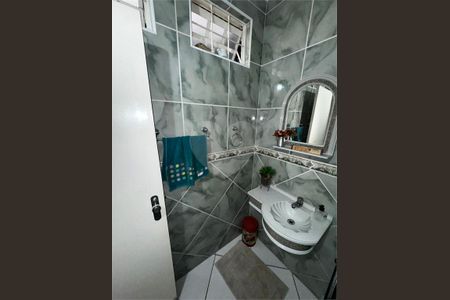 Casa à venda com 197m², 4 quartos e 1 vaga