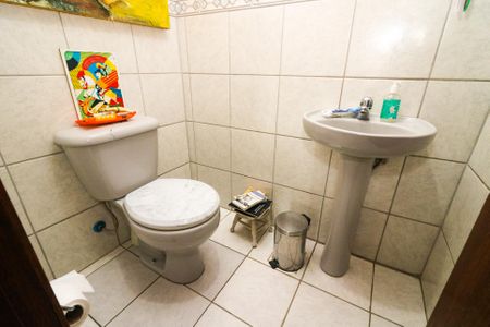 Lavabo de casa de condomínio para alugar com 3 quartos, 112m² em Espírito Santo, Porto Alegre