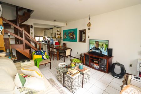 Casa de condomínio para alugar com 112m², 3 quartos e 1 vaga Casa de condomínio para alugar com 112m², 3 quartos e 1 vagaSala