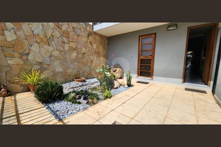 Casa à venda com 3 quartos, 198m² em Jardim Ermida I, Jundiaí