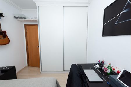 Apartamento à venda com 200m², 3 quartos e 3 vagas Apartamento à venda com 200m², 3 quartos e 3 vagasQuarto 3