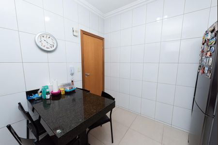 Cozinha de apartamento à venda com 3 quartos, 200m² em Eldorado, Contagem