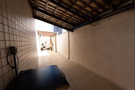 Área externa de apartamento à venda com 3 quartos, 200m² em Eldorado, Contagem
