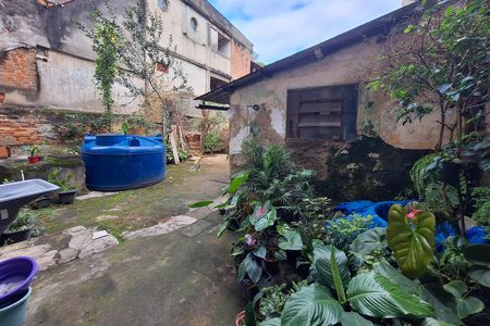 Casa à venda com 110m², 4 quartos e 4 vagas Casa à venda com 110m², 4 quartos e 4 vagasQuintal