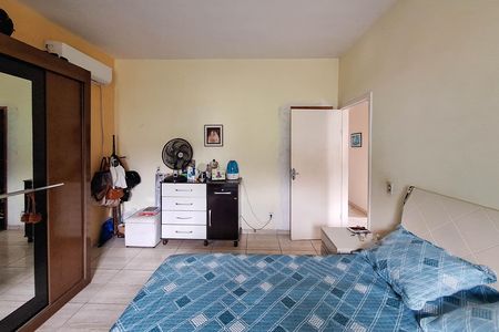 Casa à venda com 110m², 4 quartos e 4 vagas Casa à venda com 110m², 4 quartos e 4 vagasSuíte 1
