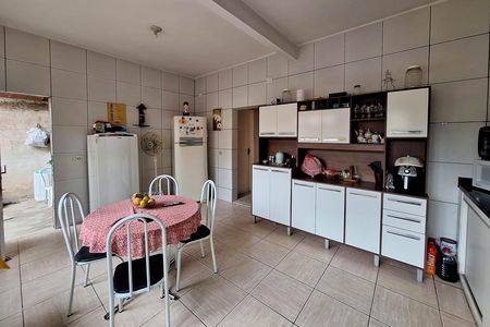 Casa à venda com 110m², 4 quartos e 4 vagas Casa à venda com 110m², 4 quartos e 4 vagasCozinha