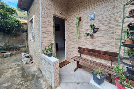 Quintal de casa à venda com 4 quartos, 110m² em Fonseca, Niterói