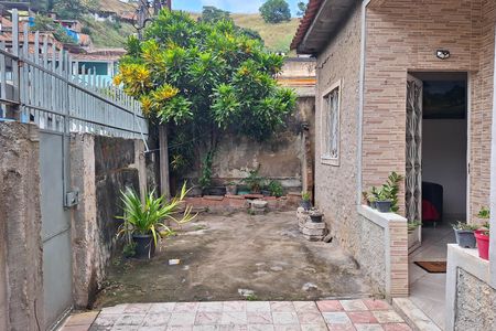 Casa à venda com 110m², 4 quartos e 4 vagas Casa à venda com 110m², 4 quartos e 4 vagasQuintal