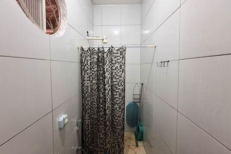 Casa à venda com 110m², 4 quartos e 4 vagas Casa à venda com 110m², 4 quartos e 4 vagasBanheiro Social 1