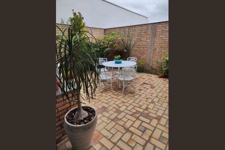 Casa à venda com 3 quartos, 220m² em Jardim Bonfiglioli, São Paulo